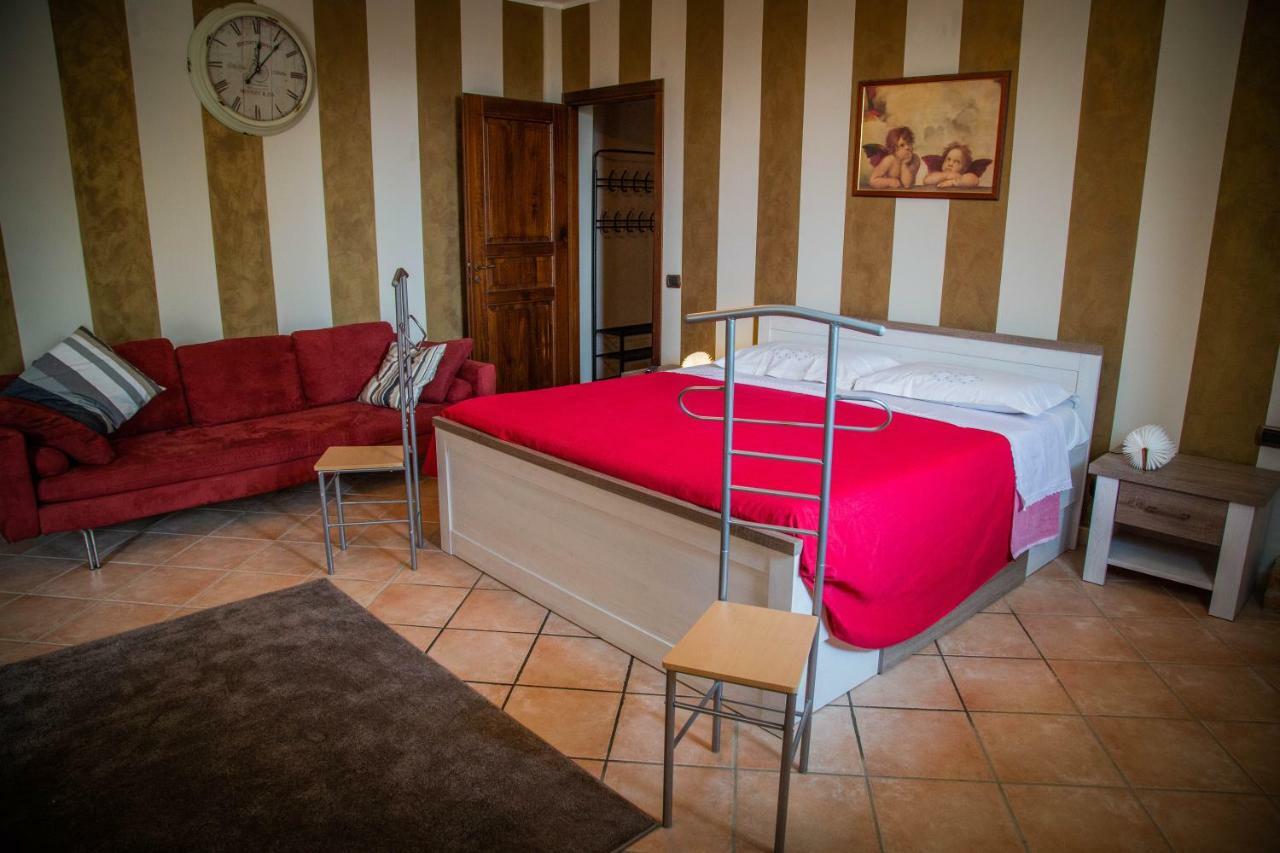 Casa Ramagio' Hotel La Morra Luaran gambar